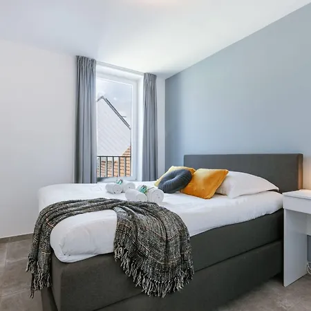 Huswell - Modern With Sunny Terrace In Apartamento *