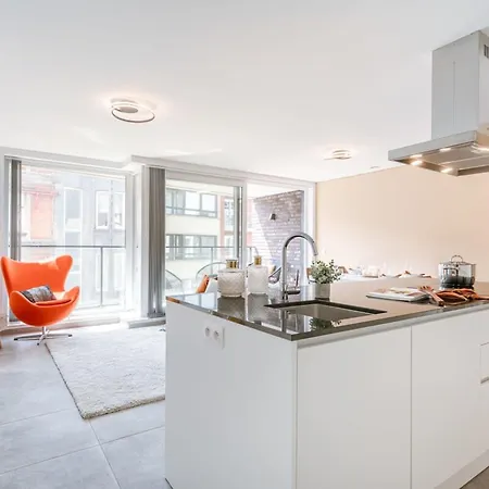 Apartamento Huswell - Modern With Sunny Terrace In *