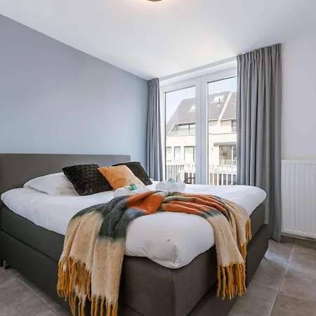 Huswell - Modern With Sunny Terrace In Apartamento Ostende