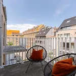 Casiola - Modern With Sunny Terrace In Lägenhet *