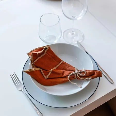 Lejlighed Huswell - Modern With Sunny Terrace In *