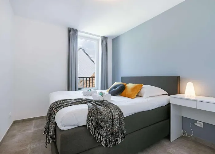 Huswell - Modern With Sunny Terrace In Apartment *