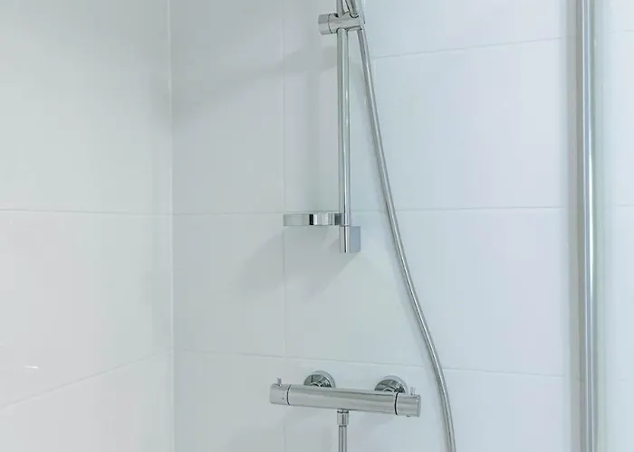 Apartment Huswell - Modern With Sunny Terrace In *