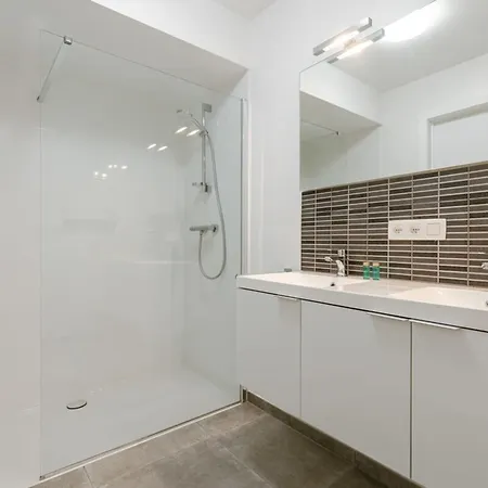 Appartamento Huswell - Modern With Sunny Terrace In