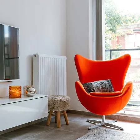 Huswell - Modern With Sunny Terrace In *