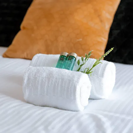 Appartamento Huswell - Modern With Sunny Terrace In