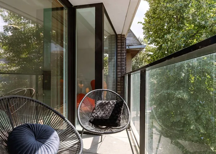 公寓 Casiola - Modern With Sunny Terrace In *